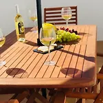 Canaryislandshost L Lovely Lanzarote Nazaret